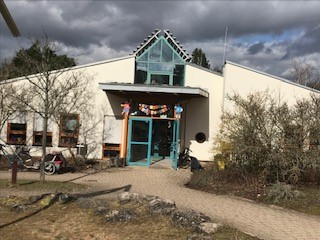Gemeindl. Kinderhaus "Grashüpfer", Eing.Eisenstr.